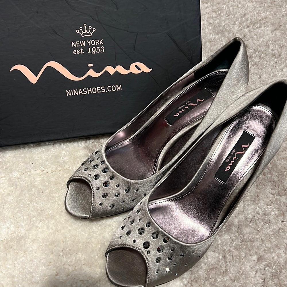 Worn once! Nina metallic grey sparkly heels